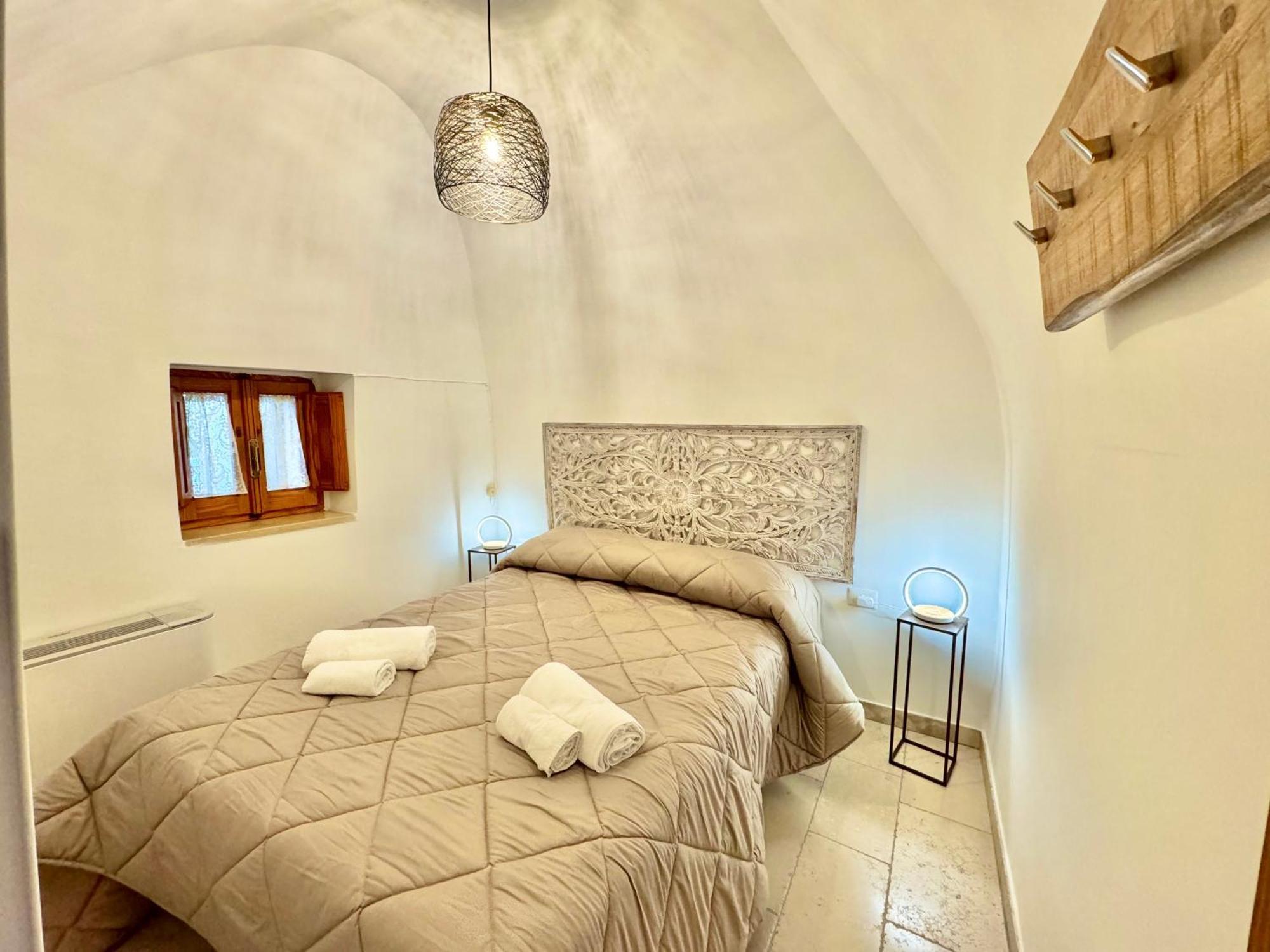 Trulli Moon Villa อัลเบโรเบลโล ภายนอก รูปภาพ