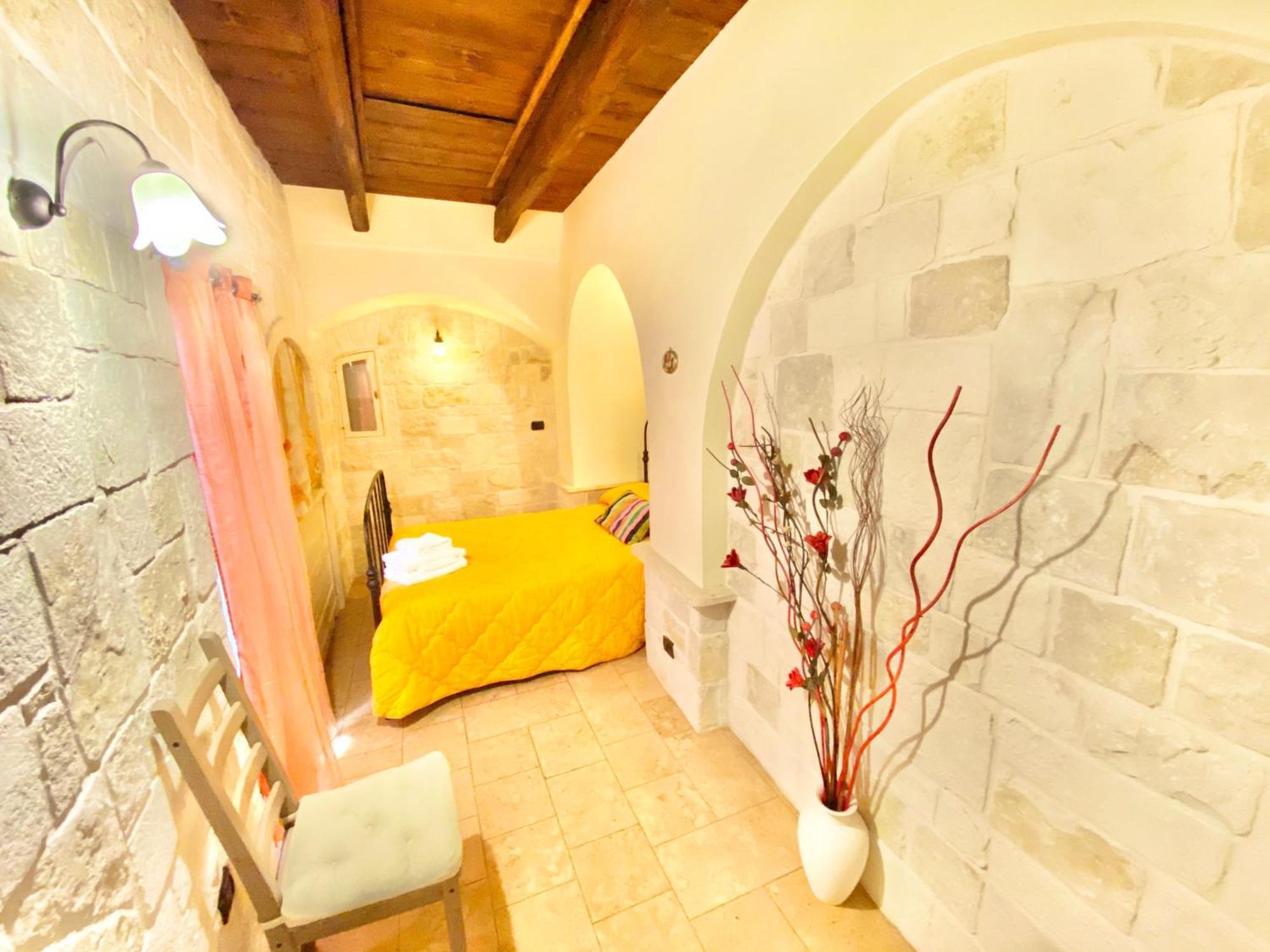 Trulli Moon Villa อัลเบโรเบลโล ภายนอก รูปภาพ